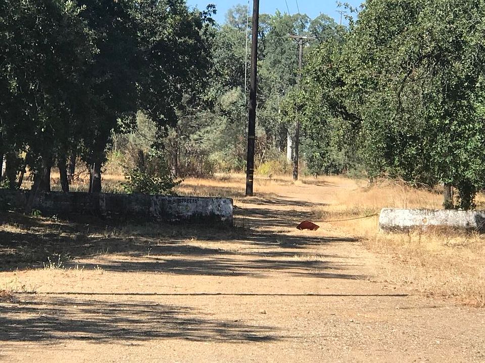 2nd image of 948 & 950 Hawley Rd