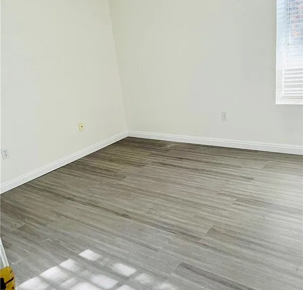 3732 White Plains Dr — Photo 12