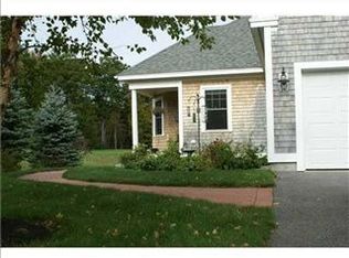15B Grove St, Kennebunkport, ME 04046