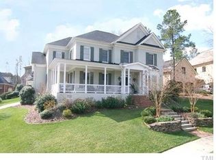 1039 Pinehurst Dr, Chapel Hill, NC 27517