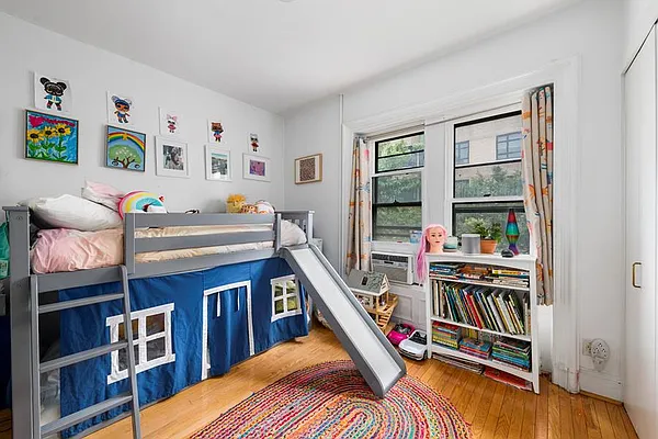 Rented by Douglas Elliman | media 17