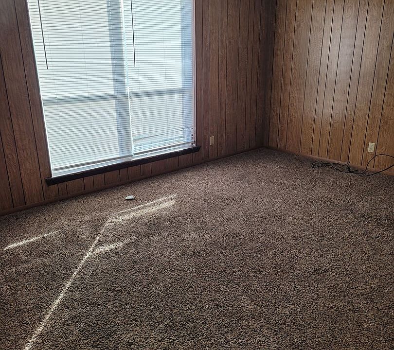 1st image of 1910 Mosher Dr APT A