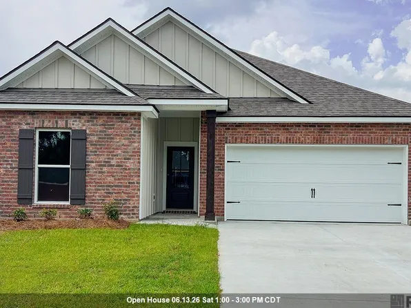 3523 Chien St, Zachary, LA 70791