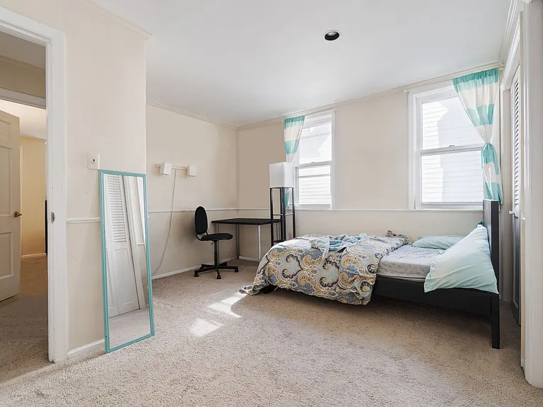 5735 Walnut St — Photo 14