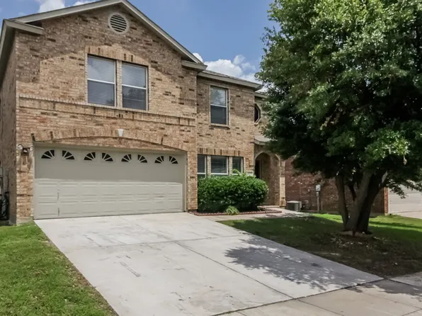 629 Gibson St, Cedar Hill, TX 75104