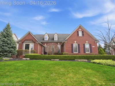 30304 Sterling Dr, Novi, MI, 48377