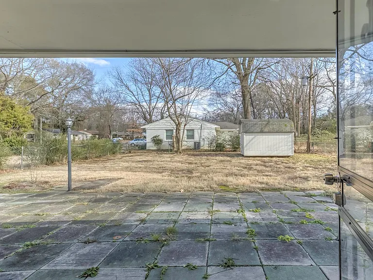 464 S White Station Rd — Photo 34