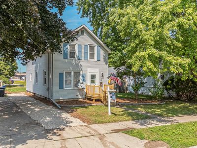 728 W 4th Ave, Oshkosh, WI, 54902