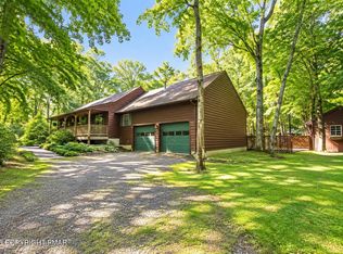 11 Apache Way, Jim Thorpe, PA 18229