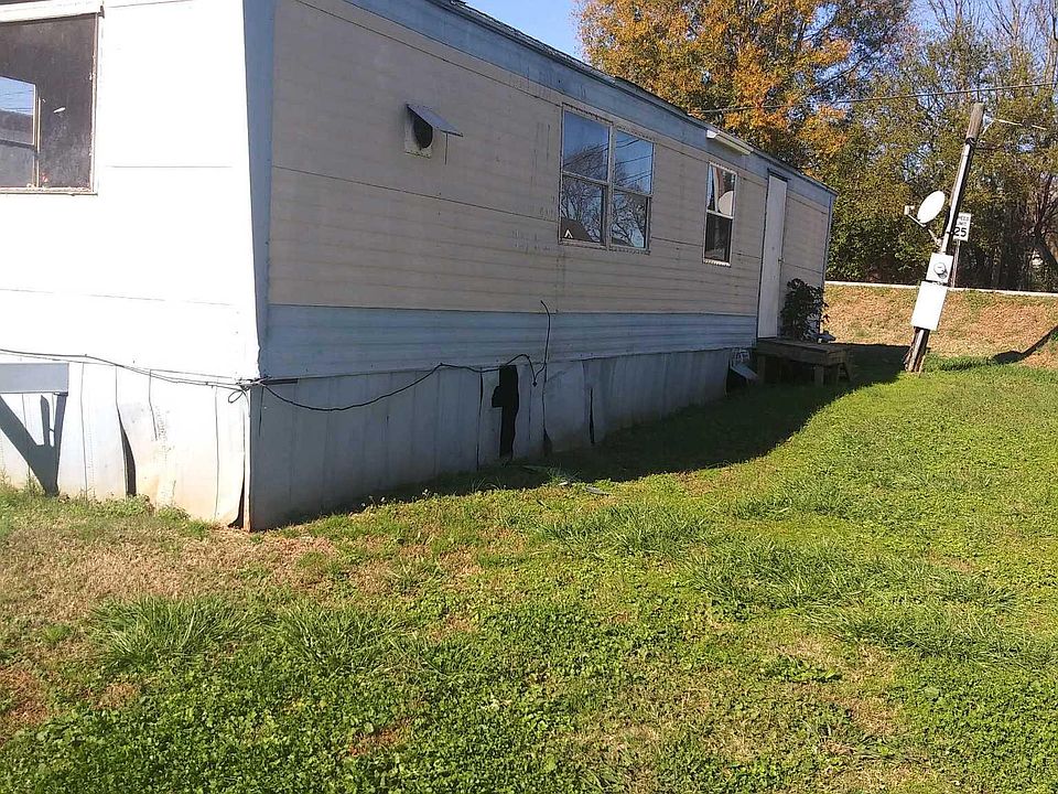 2nd image of 414 Conway Ave