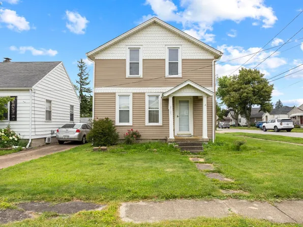 2105 Wayne St, Sandusky, OH 44870