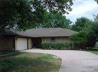 1525 Angelina Bend Dr, Denton, TX 76205