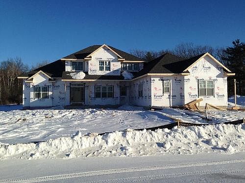 1st image of 142 Mandrake Dr