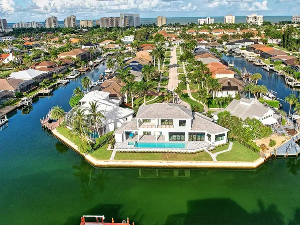 1195 Abbeville Ct, Marco Island, FL 34145