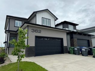 362 Chelsom Mnr #B, Saskatoon, SK S7V0Z7