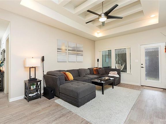 2nd image of 3816 Teal Ave