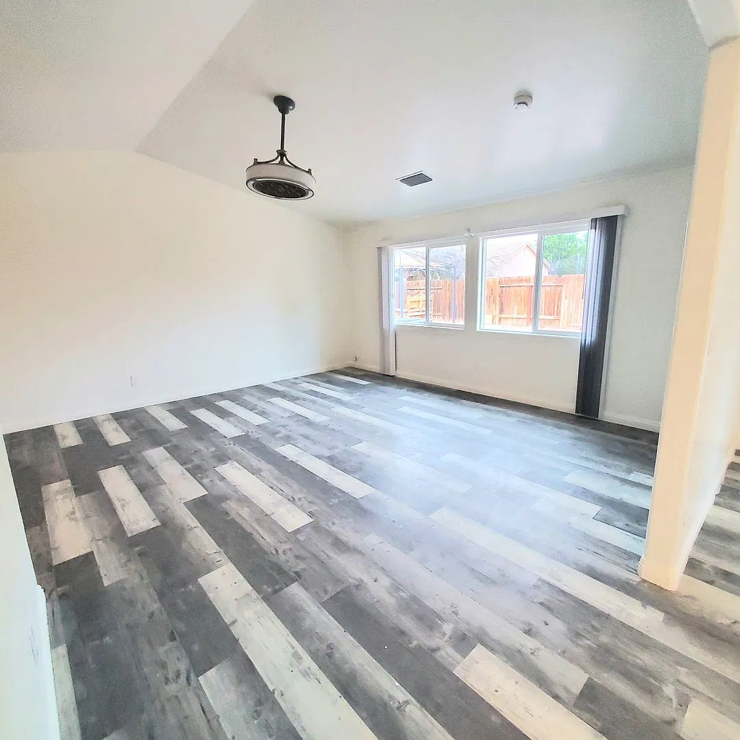 3 bedroom home — Photo 4