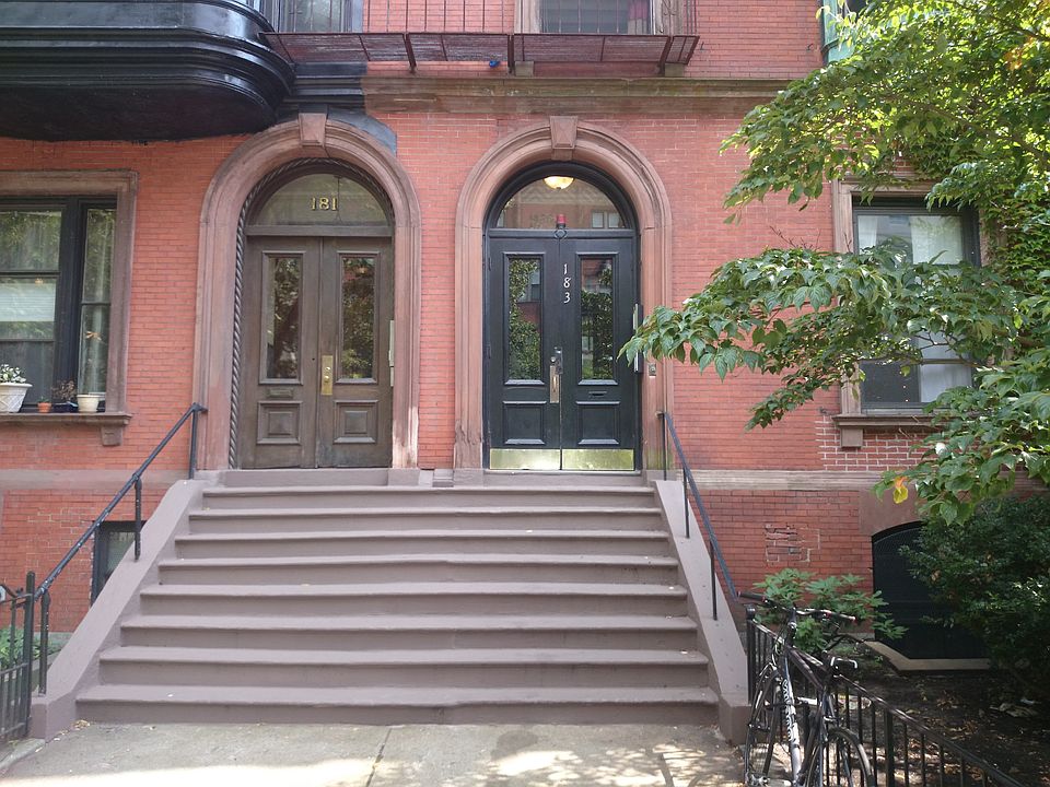 2nd image of 183 Beacon St APT 1R