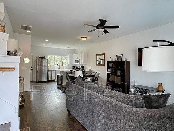 3rd image of 300 Stewarts Ferry Pike APT 16