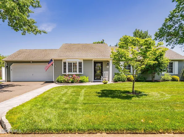 86 Oak Knoll Drive, Brick, NJ 08724