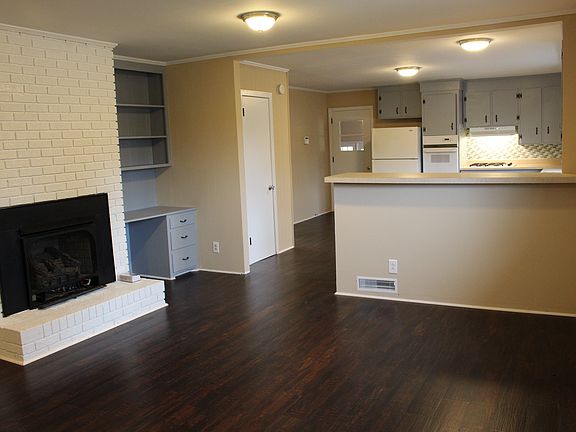 Open Kitchen Den Combo