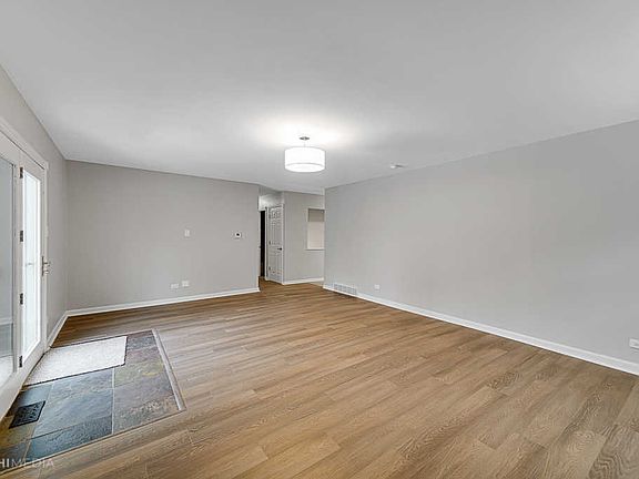 4th image of 139 Glen Hill Dr