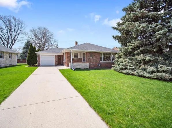 5443 West Hayes AVENUE, West Allis, WI 53219
