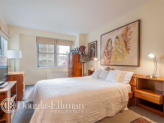 3rd image of 300 E 40th St APT 14P
