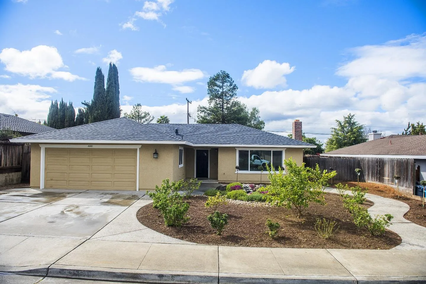 1080 Nez Perce Dr photo 1