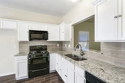 5th image of 12030 Privada Saratoga Ave