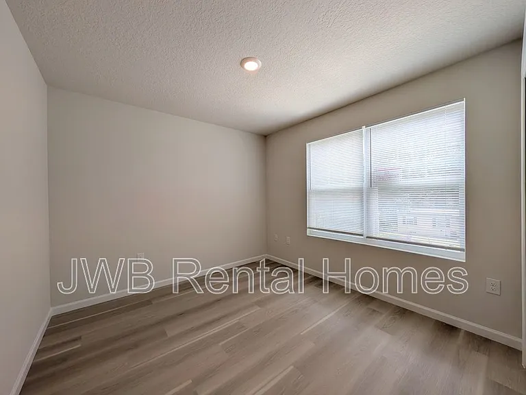 8305 Galveston Ave — Photo 7