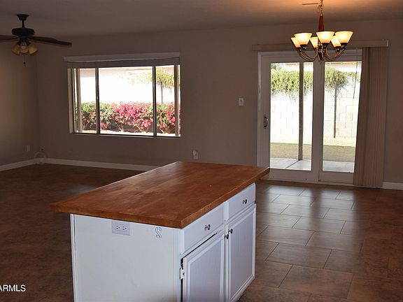 4th image of 2732 E Louise Dr