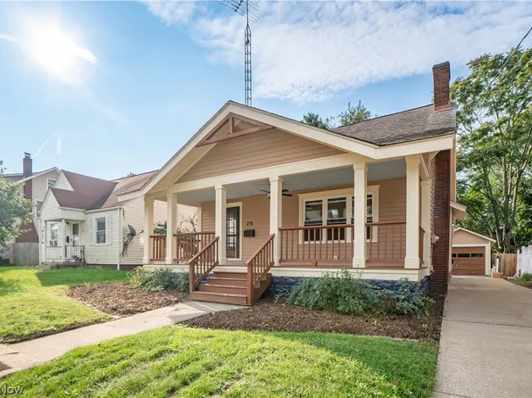 216 6th St NE, North Canton, OH 44720