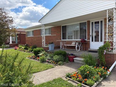 8318 Stanley Dr, Warren, MI, 48093