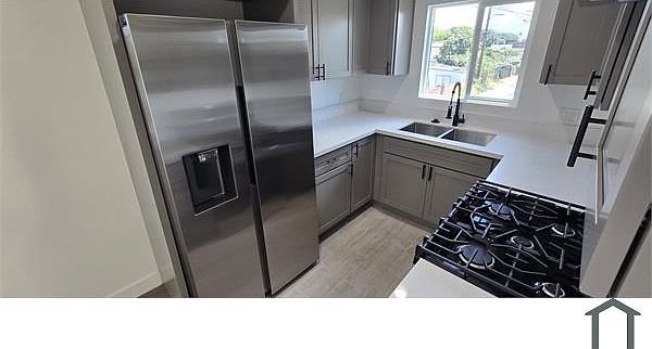 1st image of 835 E 92nd St #4