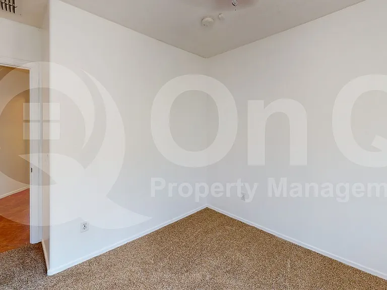 7218 S Canterbury Tale Dr — Photo 12