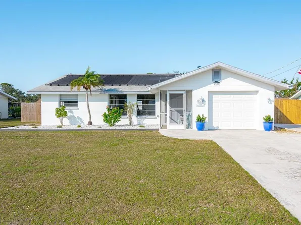 1586 Overbrook Rd, Englewood, FL 34223