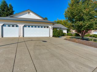 1676 Brinn Dr, Redding, CA 96001