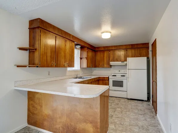 M0977 Little Valley Apartments 30160 SR 20, 30160 State Route 20 Unit A1, Oak Harbor, WA 98277