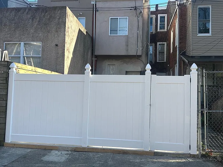 3211 W Montgomery Ave — Photo 16