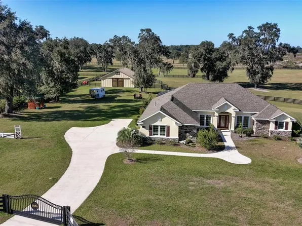 5570 NW 153rd Ct, Morriston, FL 32668