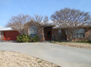 5834 Manchester Ln, San Angelo, TX 76901