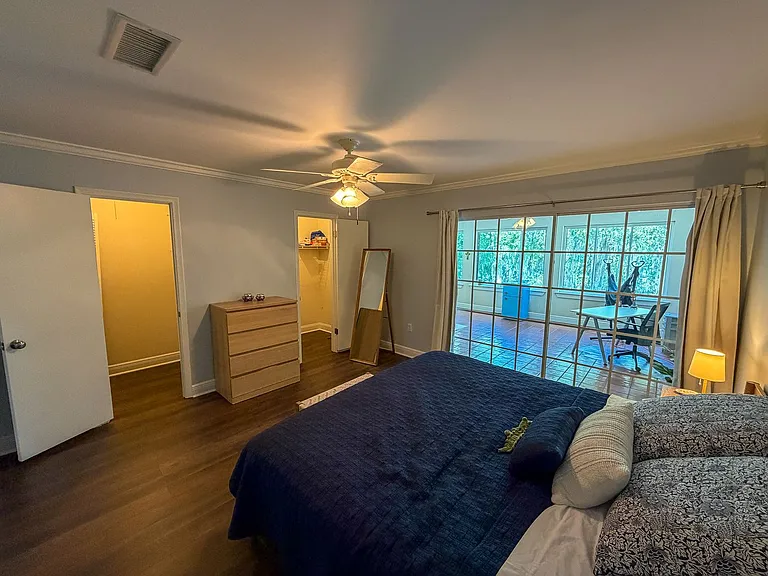 2728 SW 14th Dr — Photo 24