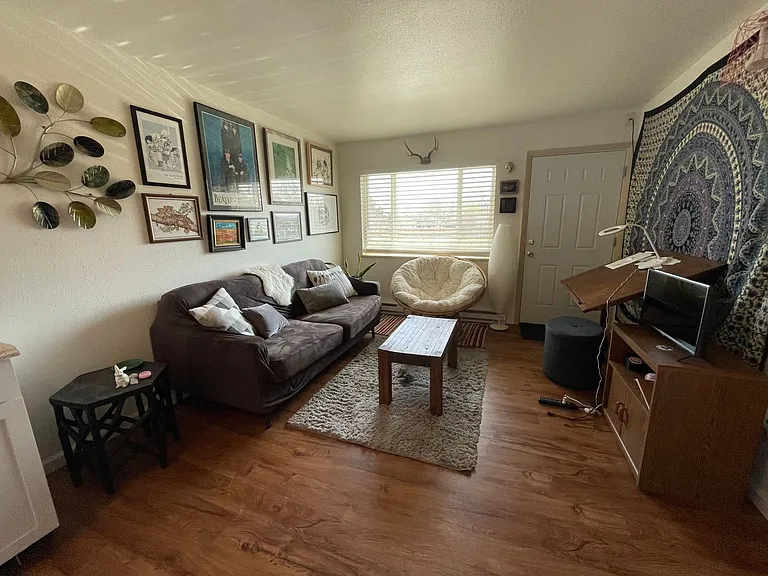 715 Parker St — Photo 15