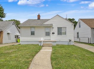 17727 Lowell St, Roseville, MI 48066