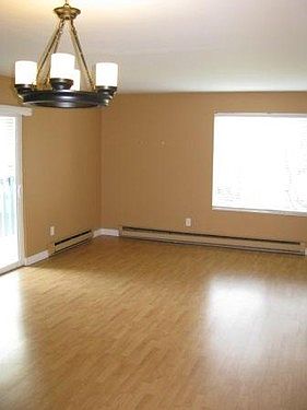 3rd image of 17431 Ambaum Blvd S #33