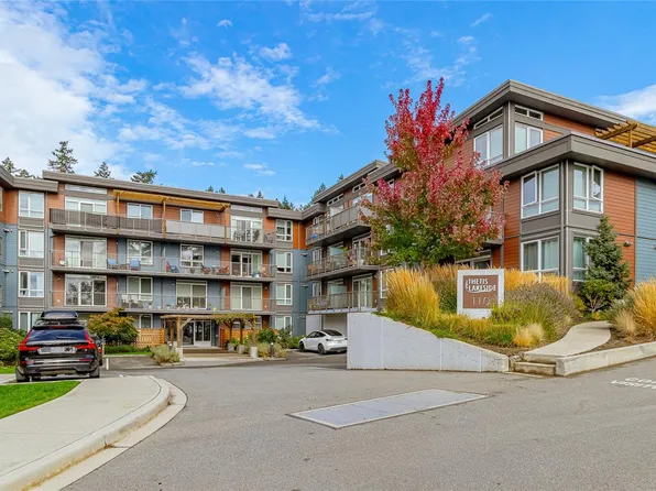 110 Presley Pl #213, View Royal, BC V9B 0Z1