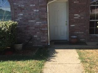 6920 Sarah Lee Dr, Dallas, TX 75217