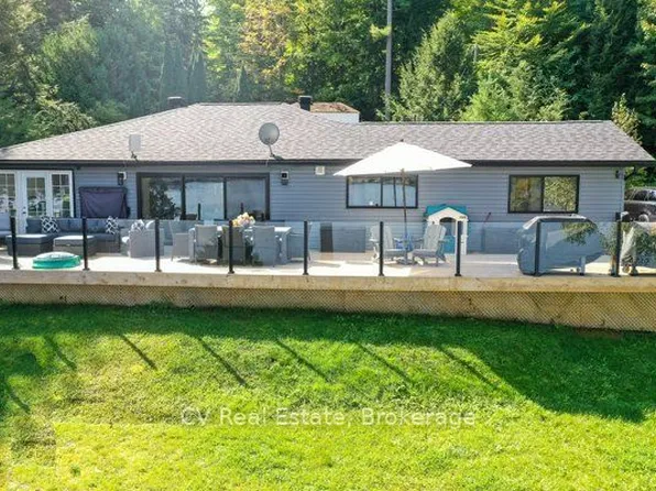 1018 Georgina Way #1, Gravenhurst, ON P1P 1R2
