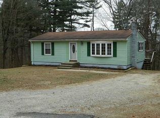 295 Walnut St, Putnam, CT 06260